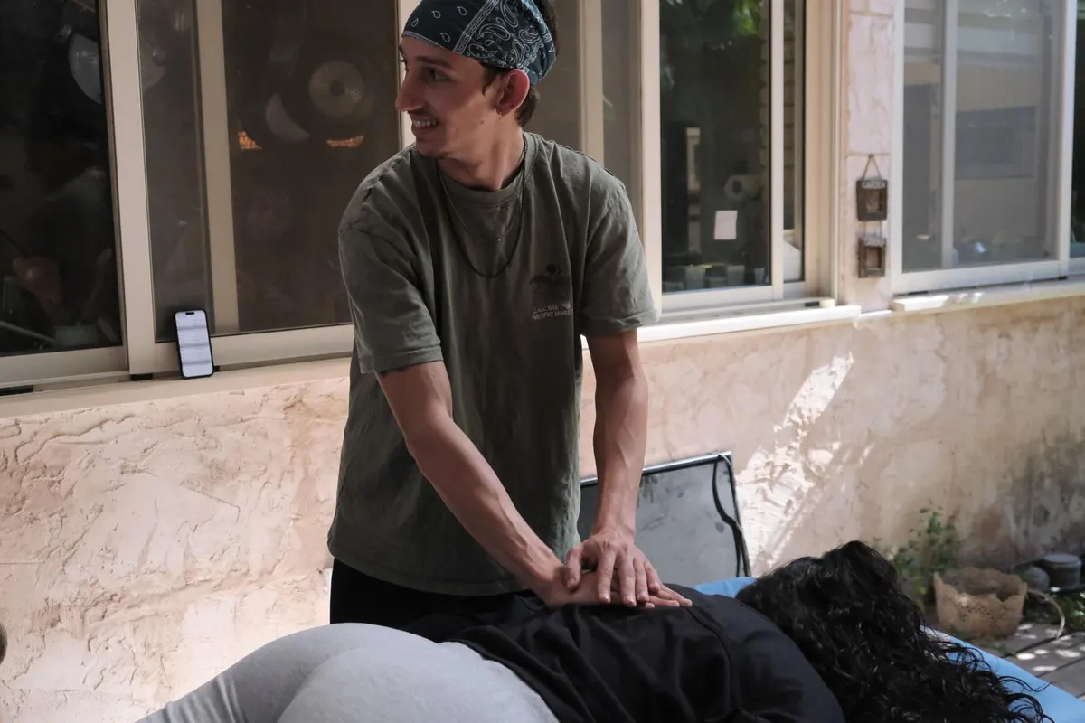 טיפול טווינא לגב בקליניקה לרפואה סינית ברחובות